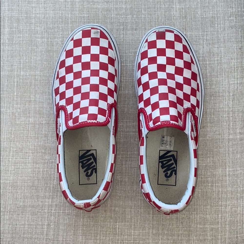 Red and white platform checkered vans ❤️🤍